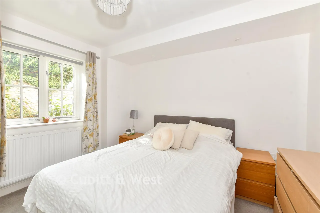 South Street, Havant, PO9, photo 4