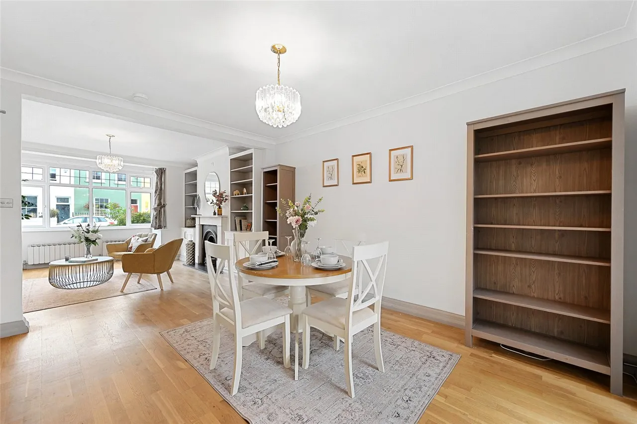 Warwick Road, London, W5, photo 9