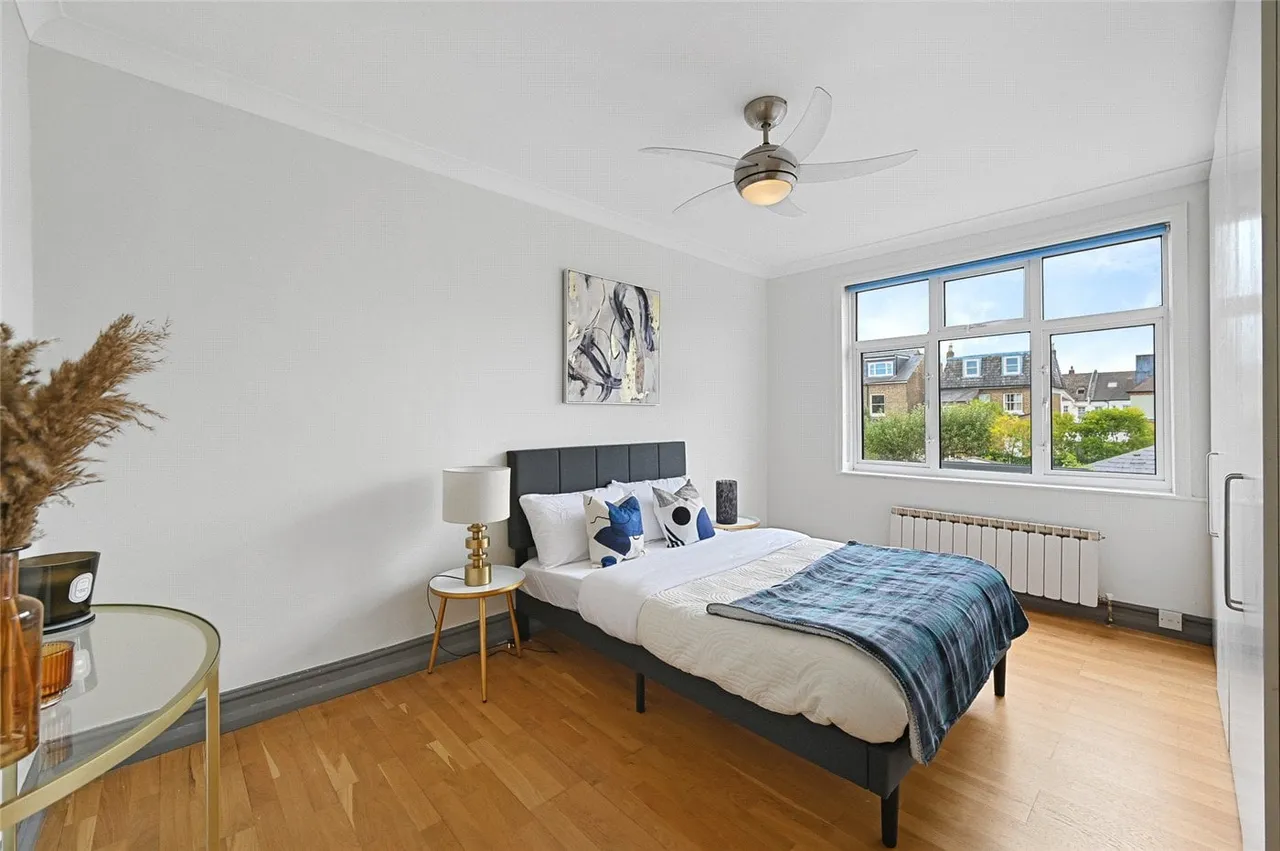Warwick Road, London, W5, photo 5