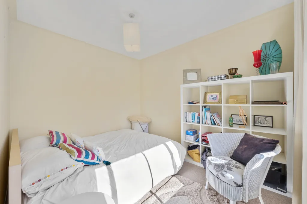 Thetford Road, london, KT3, photo 8