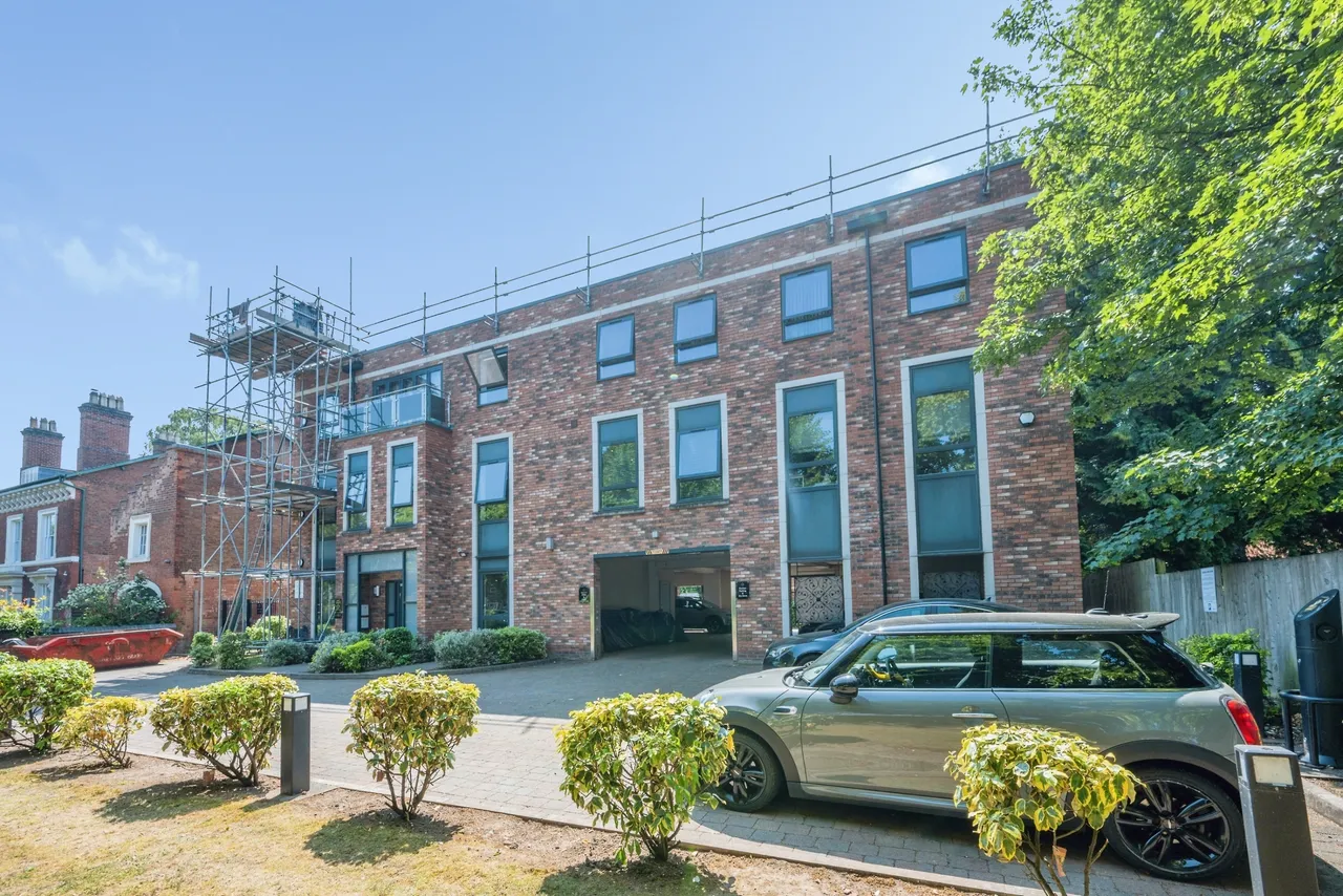Hagley Road, Birmingham, B16, photo 20