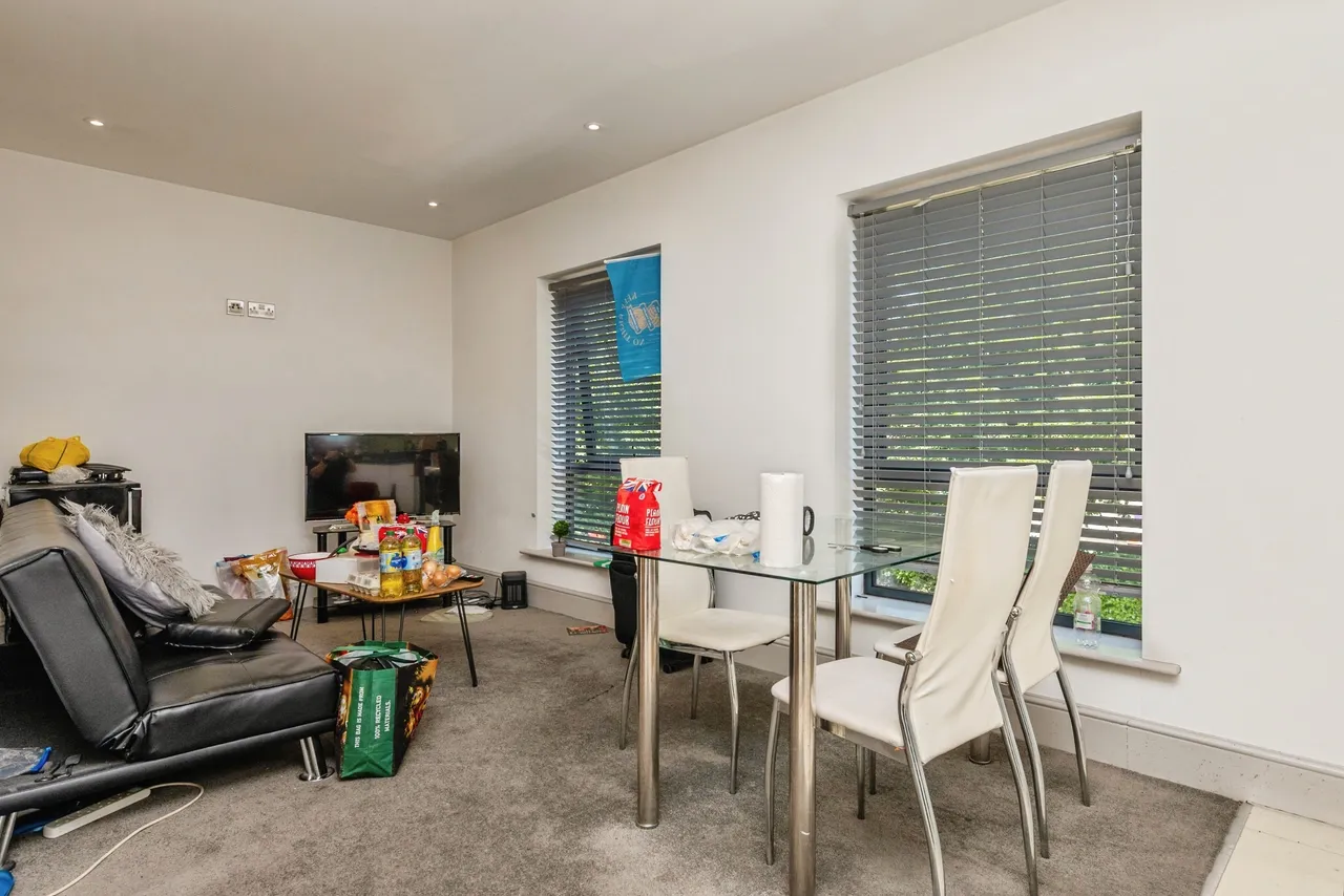 Hagley Road, Birmingham, B16, photo 4