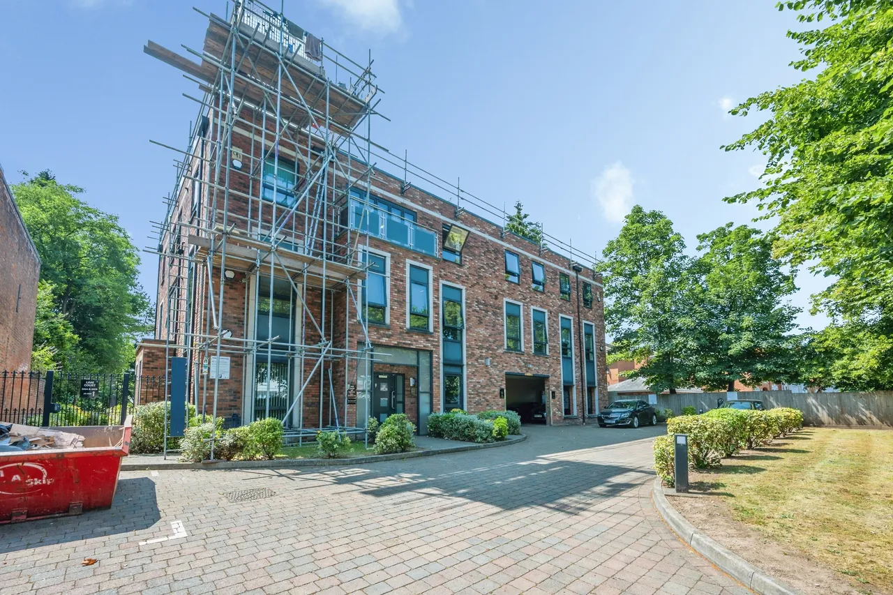 Hagley Road, Birmingham, B16, photo 18