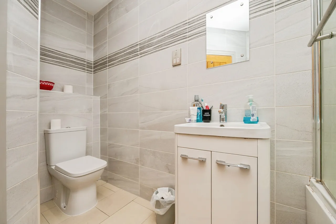 Hagley Road, Birmingham, B16, photo 10