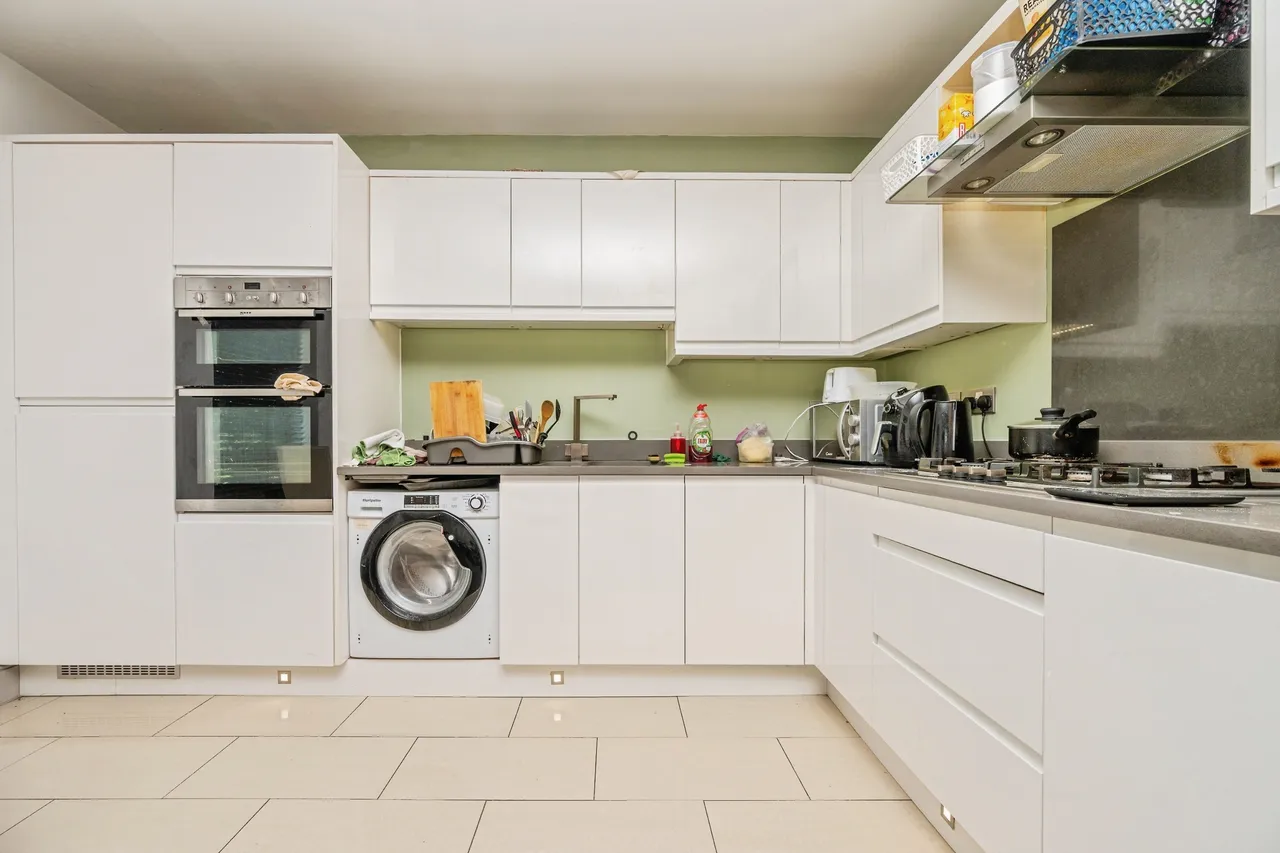 Hagley Road, Birmingham, B16, photo 6