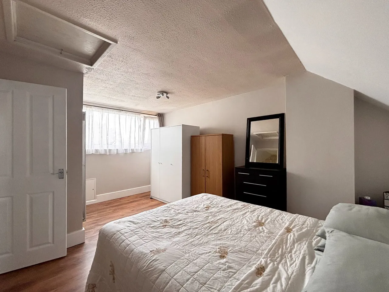 Lodgefields Drive, Crewe, CW2 8TU, photo 9