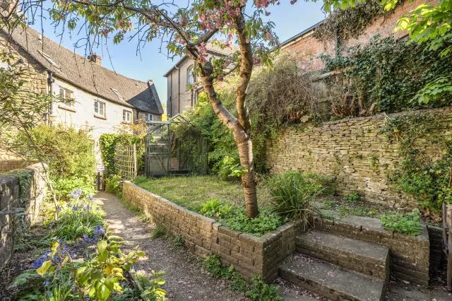 Horsefair, Chipping Norton, OX7, photo 18