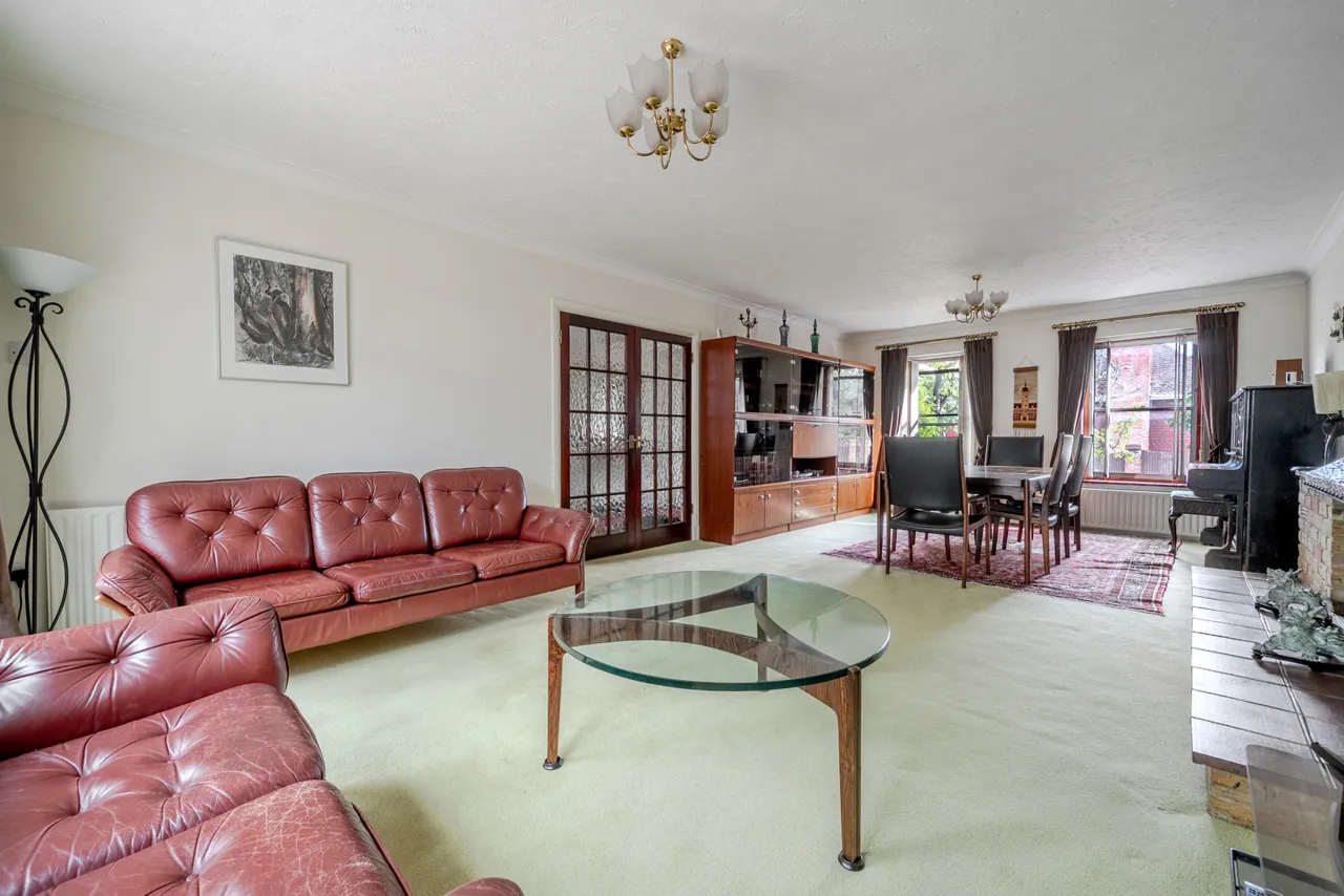 Gerrards Cross, Buckinghamshire, photo 2