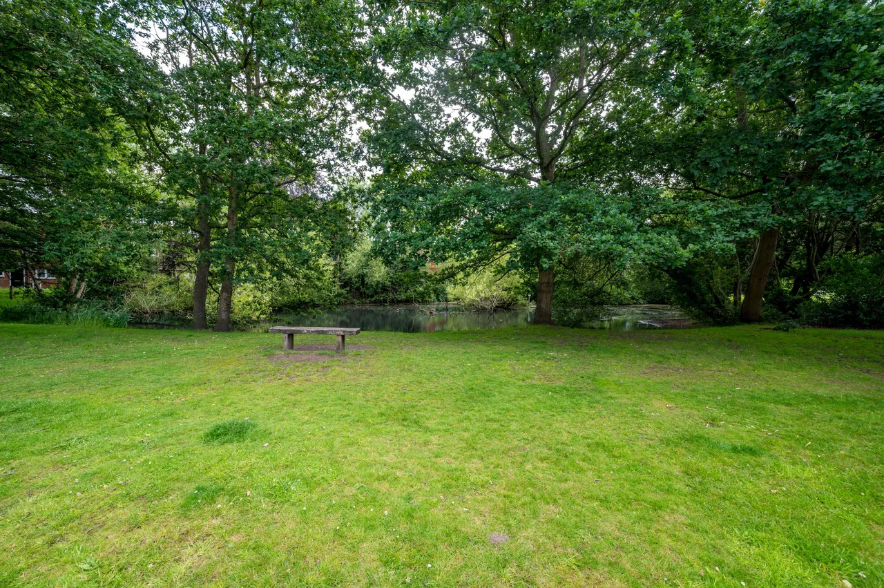 Flat 2, Cricketers House, 53 Westfield Road, Woking, photo 6