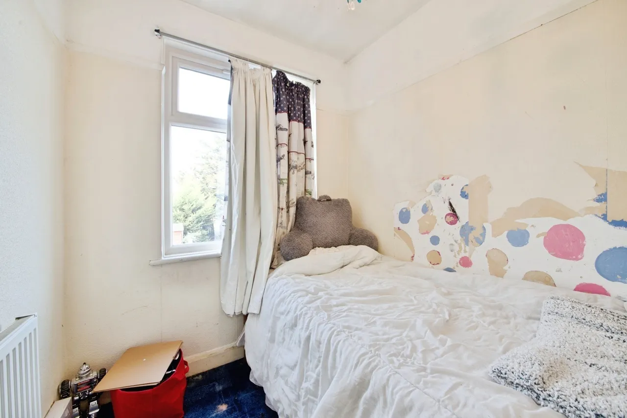Aylands Road, ENFIELD, Middlesex, EN3, photo 8