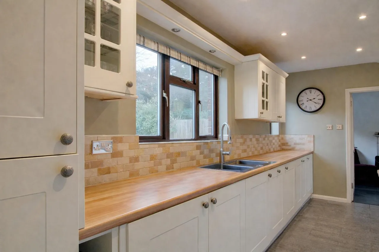 Meadowside, Pulborough, RH20, photo 6
