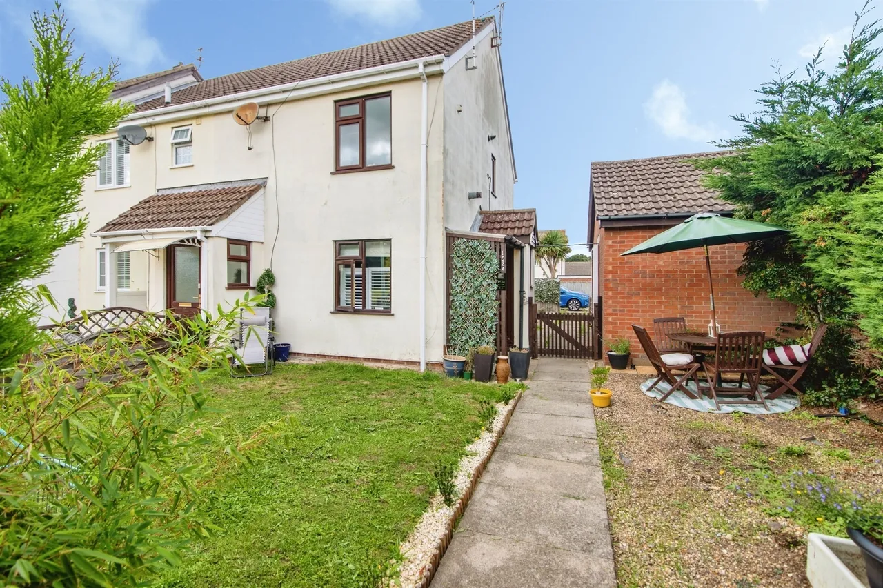 1 bed flat for sale, Stradbroke Road, Lowestoft, NR33