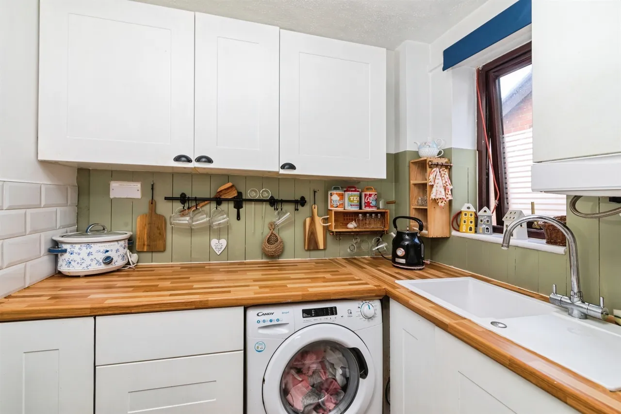 Stradbroke Road, Lowestoft, NR33, photo 7