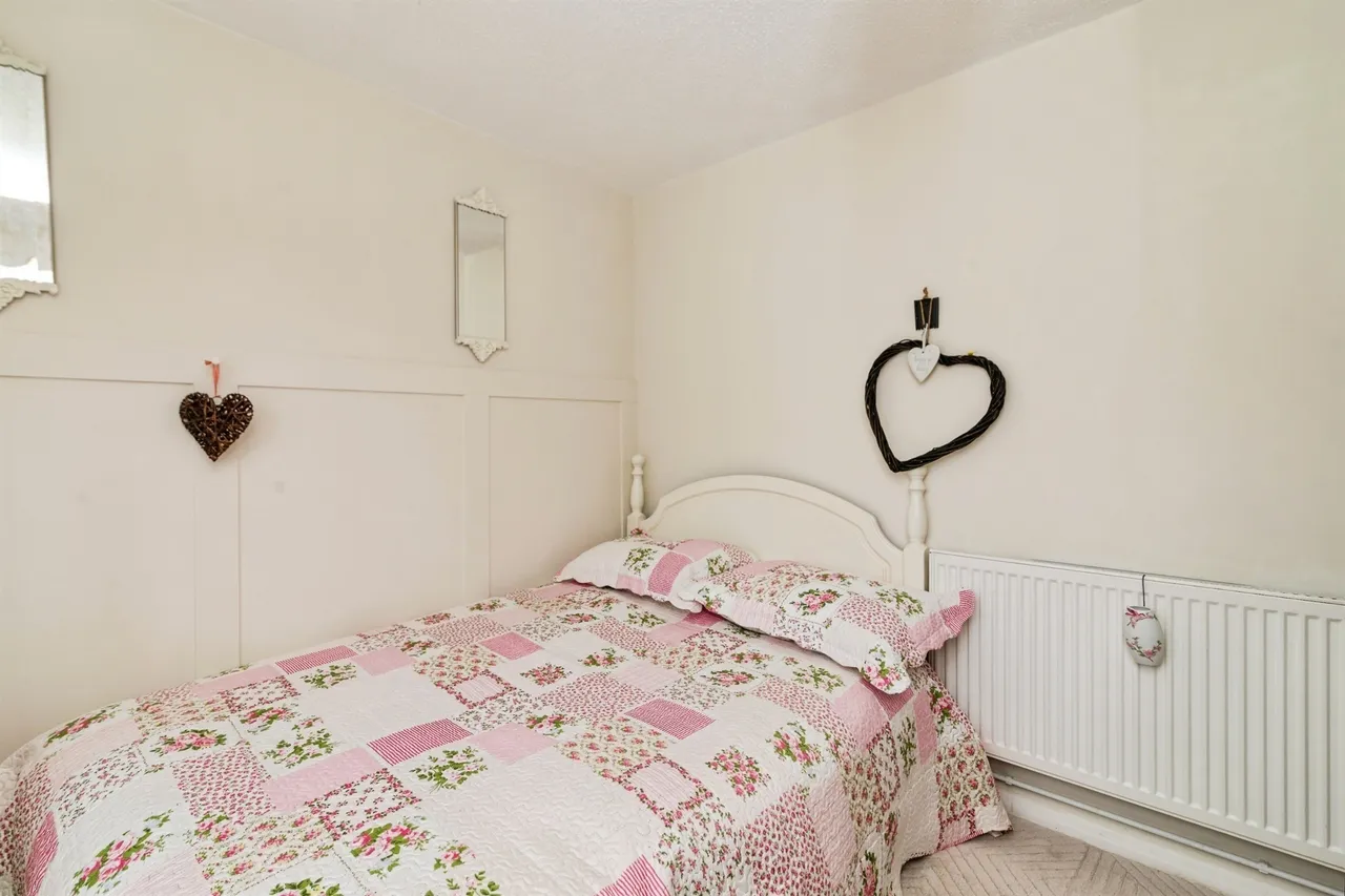 Stradbroke Road, Lowestoft, NR33, photo 9