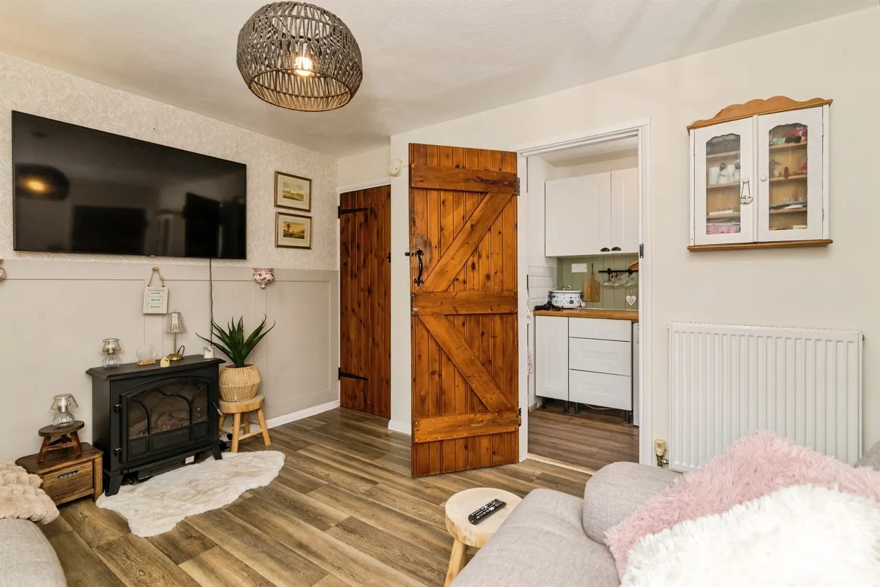 Stradbroke Road, Lowestoft, NR33, photo 2