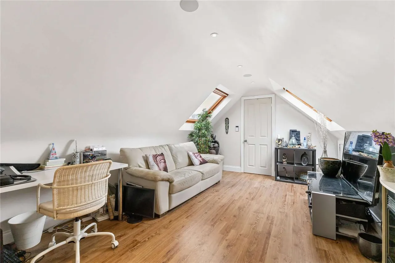 The Causeway, Potters Bar, EN6, photo 25