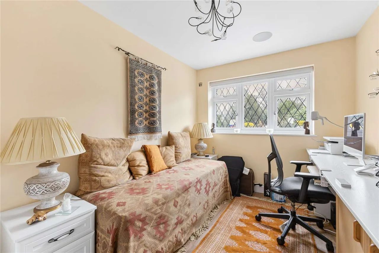 The Causeway, Potters Bar, EN6, photo 15