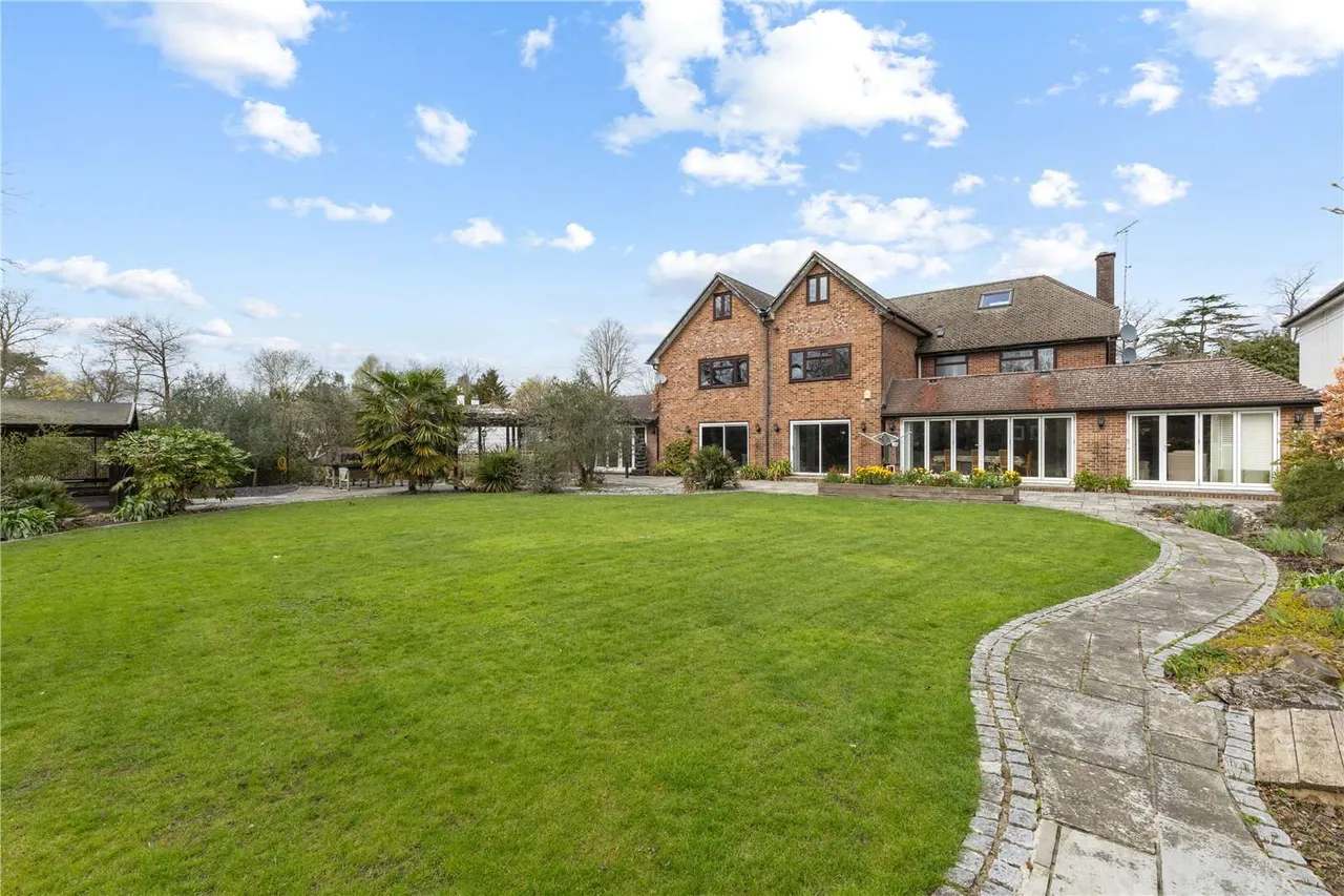 The Causeway, Potters Bar, EN6, photo 29