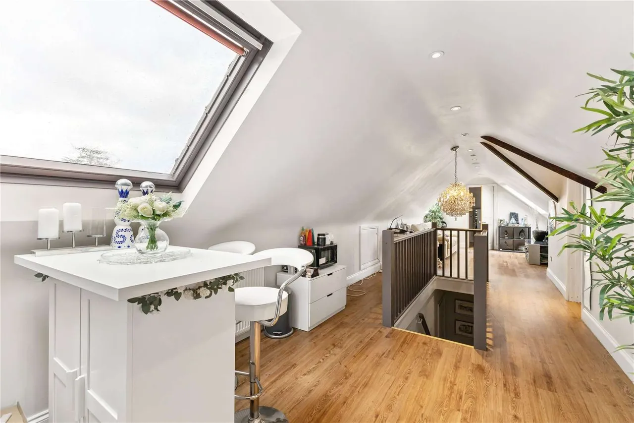 The Causeway, Potters Bar, EN6, photo 24