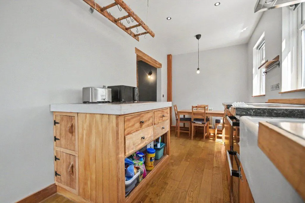 South Lane, Netherton, WF4, photo 4