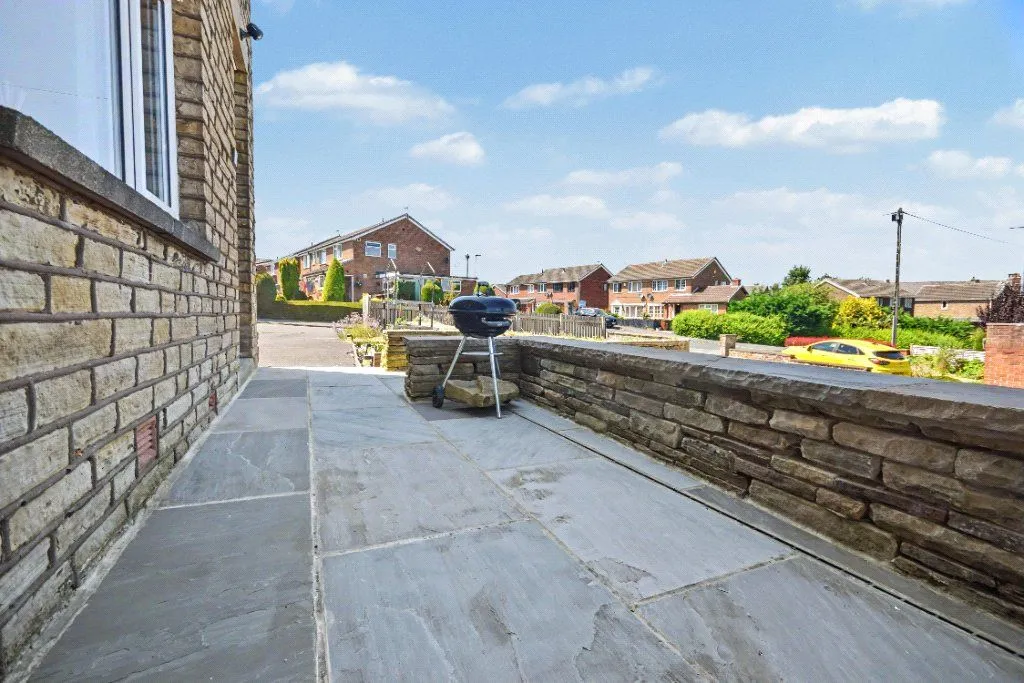 South Lane, Netherton, WF4, photo 13