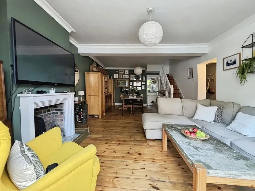 Credon Road, London, E13, photo 5