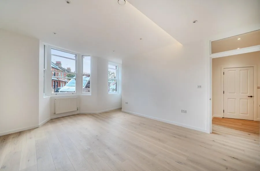 Jeddo Road, Shepherds Bush, W12, photo 3