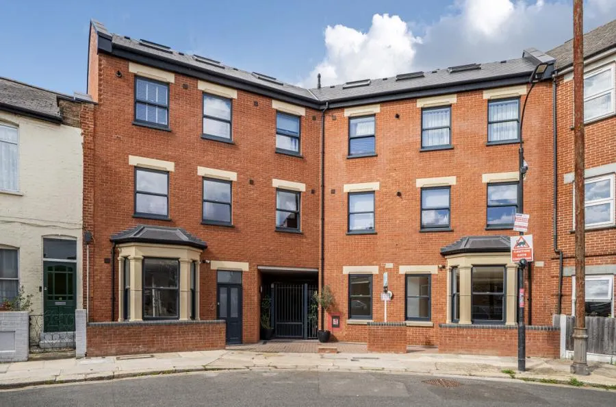 Jeddo Road, Shepherds Bush, W12, photo 2