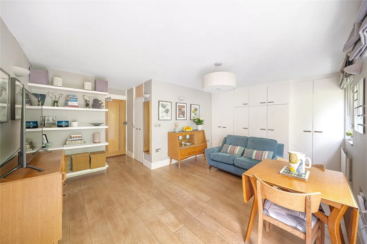 Skipsea House, Fitzhugh Grove, London, SW18, photo 8