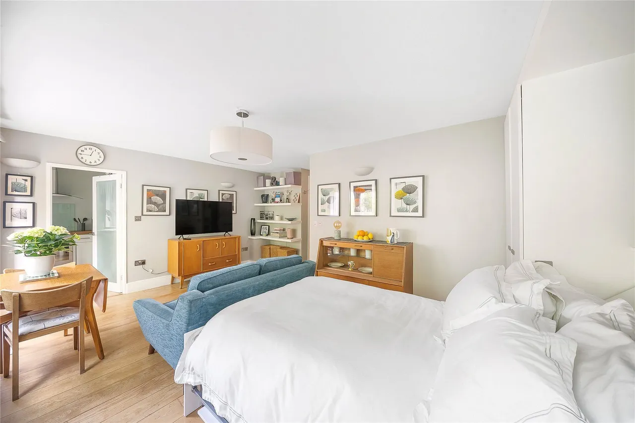 Skipsea House, Fitzhugh Grove, London, SW18, photo 5
