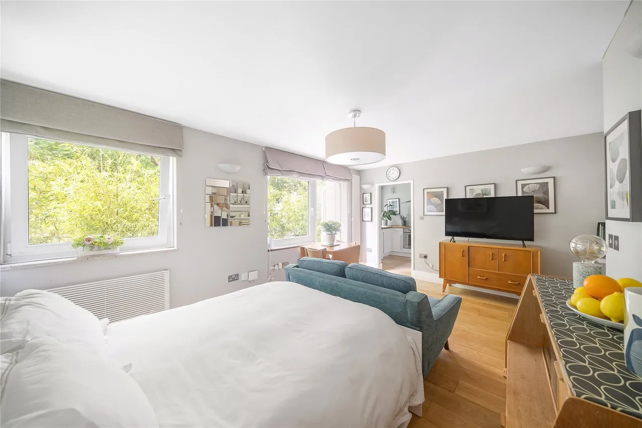Skipsea House, Fitzhugh Grove, London, SW18, photo 4
