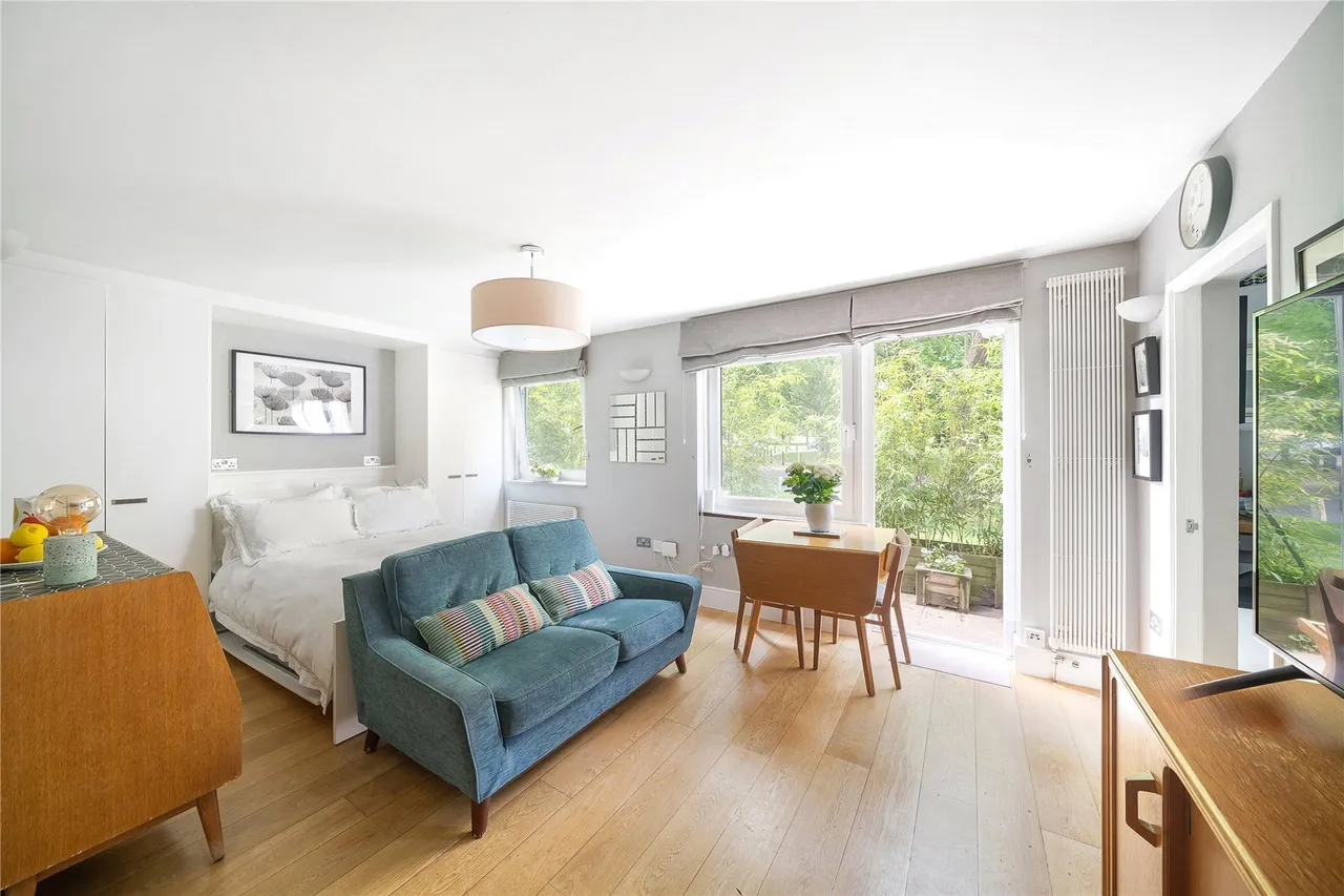 Skipsea House, Fitzhugh Grove, London, SW18, photo 7