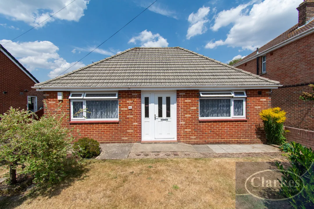 2 bed house for sale, Headswell Crescent, Bournemouth