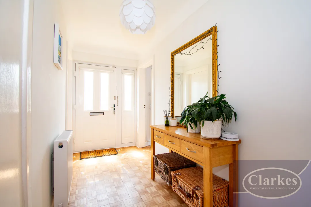 Headswell Crescent, Bournemouth, photo 11