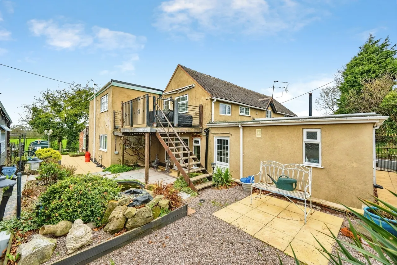 Lea Road, Rugeley, Staffordshire, WS15, photo 32
