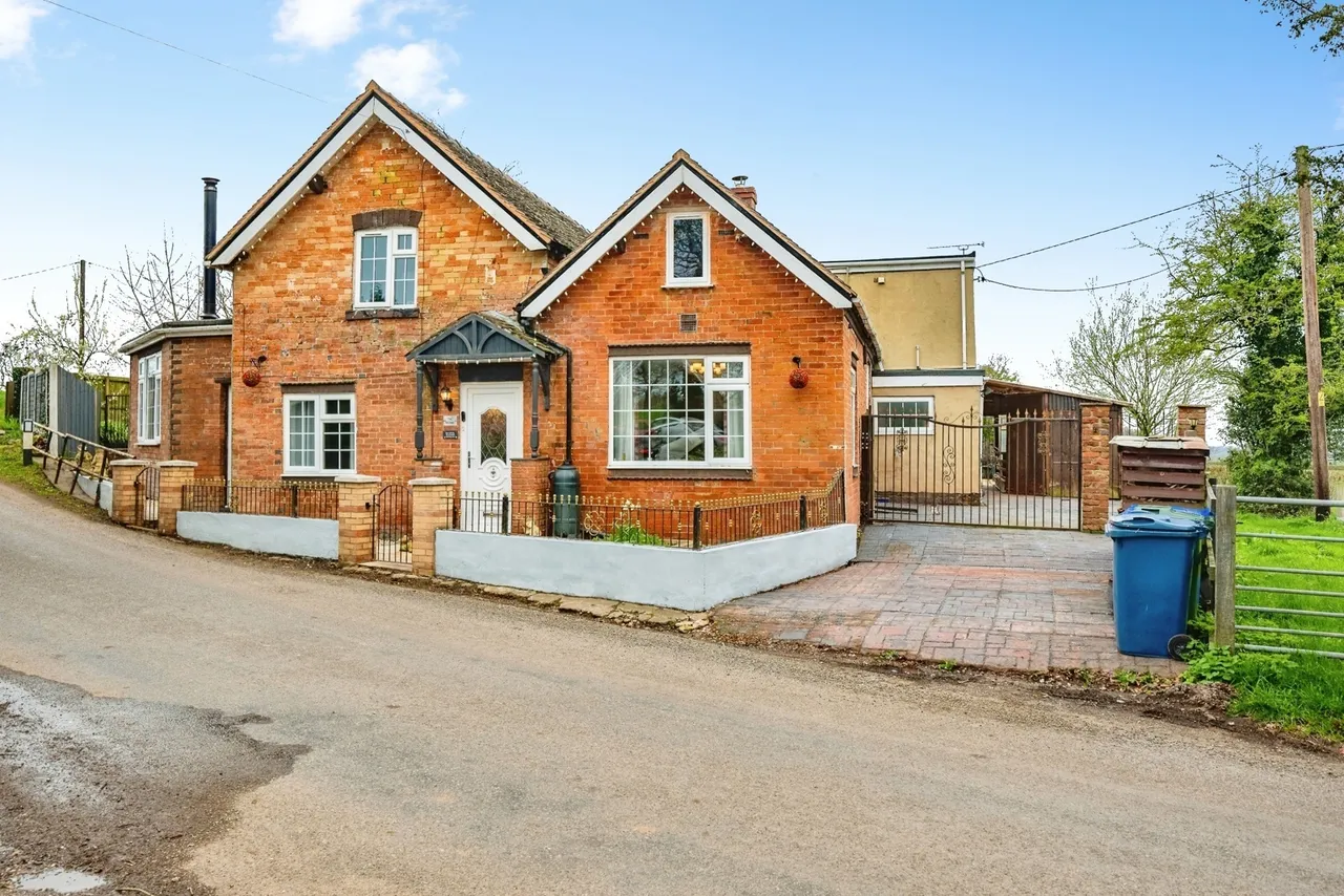 Lea Road, Rugeley, Staffordshire, WS15, photo 37