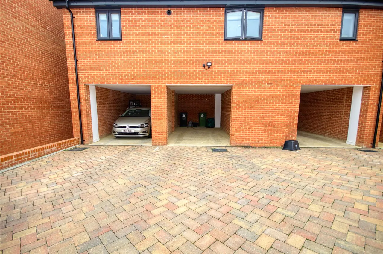 Whiteley Way, Curbridge, SO30, photo 16