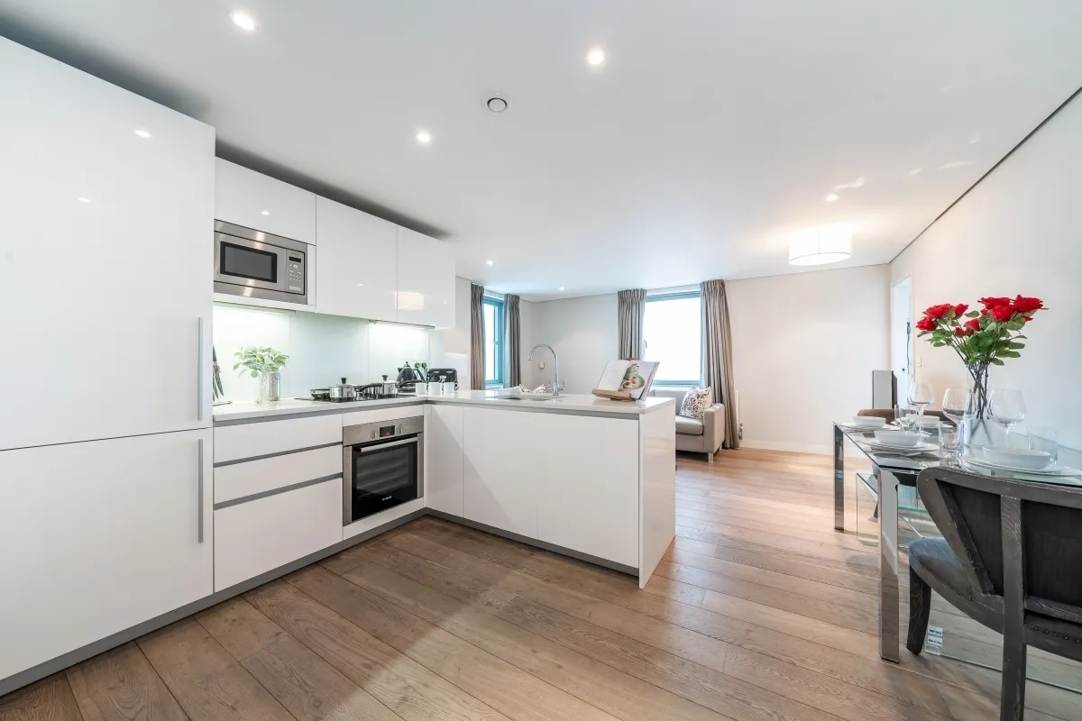 3 bed flat to rent, Merchant Square East Paddington, W2