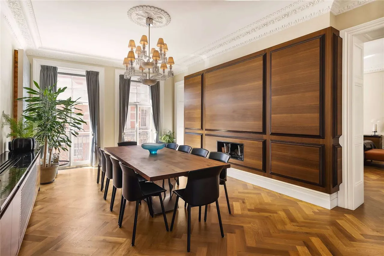 4 bed flat for sale, Kensington Gore, London, SW7