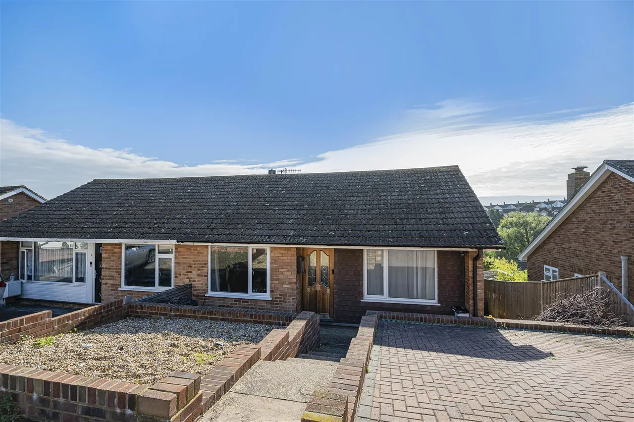 Valley Close, Newhaven, photo 38