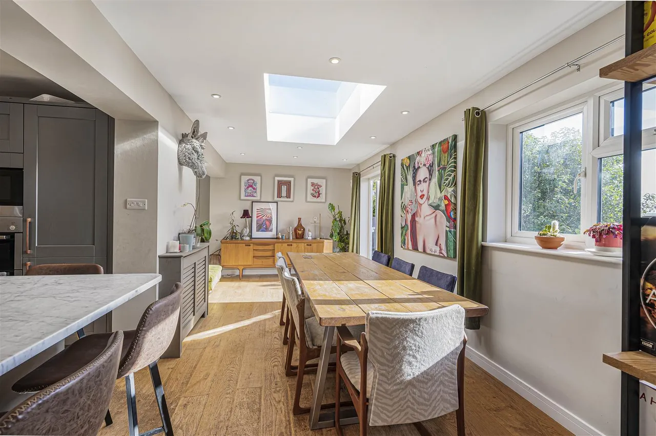 Valley Close, Newhaven, photo 4