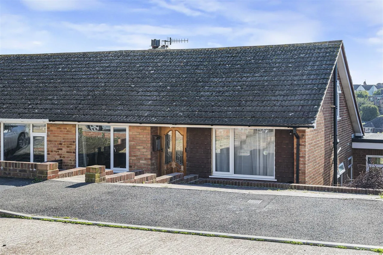 Valley Close, Newhaven, photo 39