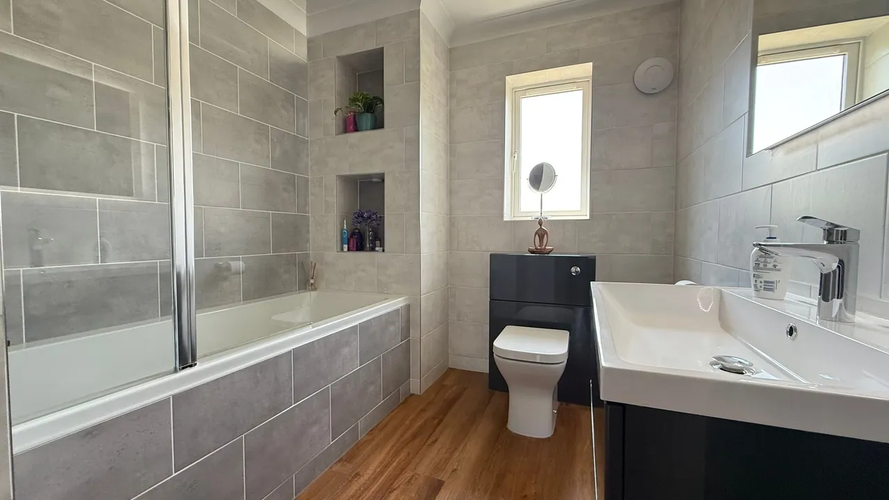 Mill Close, Corby Glen, NG33, photo 26
