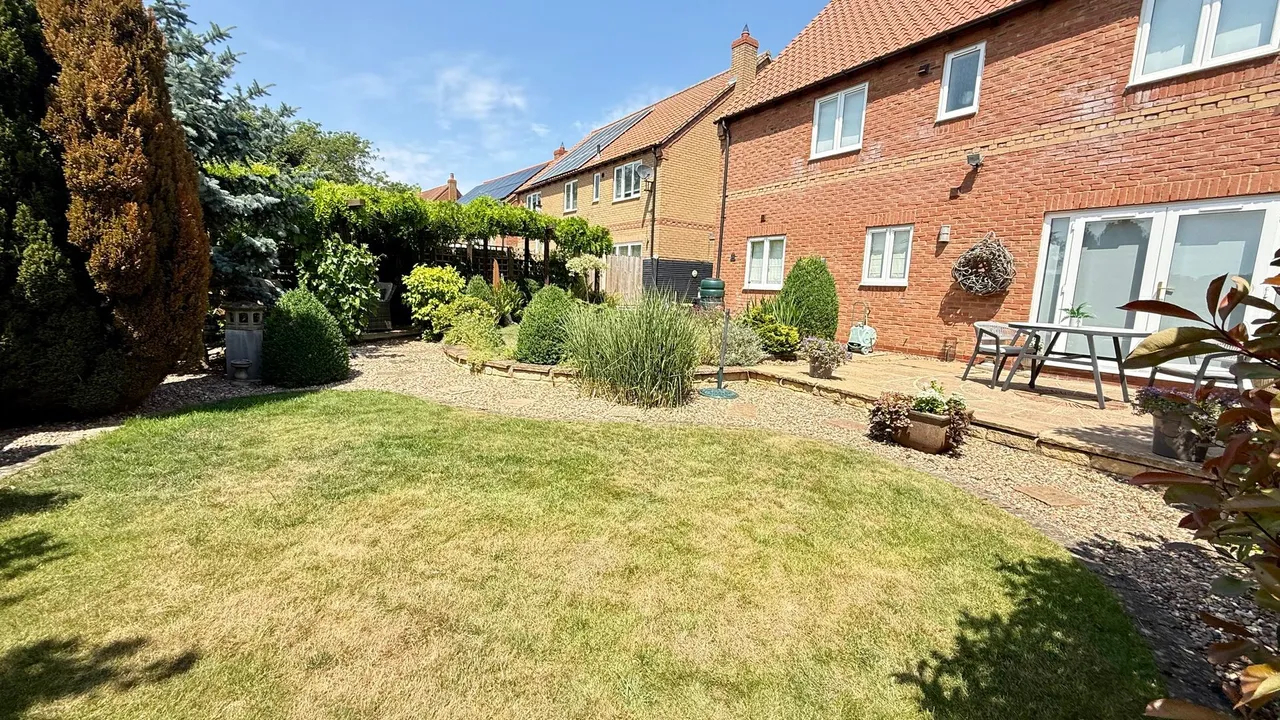Mill Close, Corby Glen, NG33, photo 32