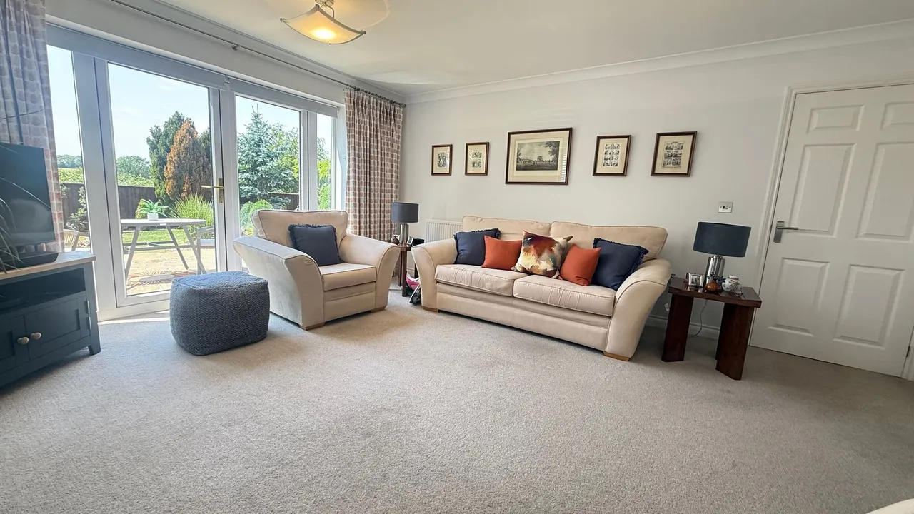 Mill Close, Corby Glen, NG33, photo 13