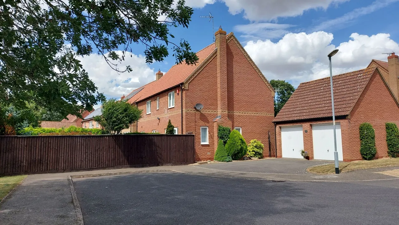 Mill Close, Corby Glen, NG33, photo 9