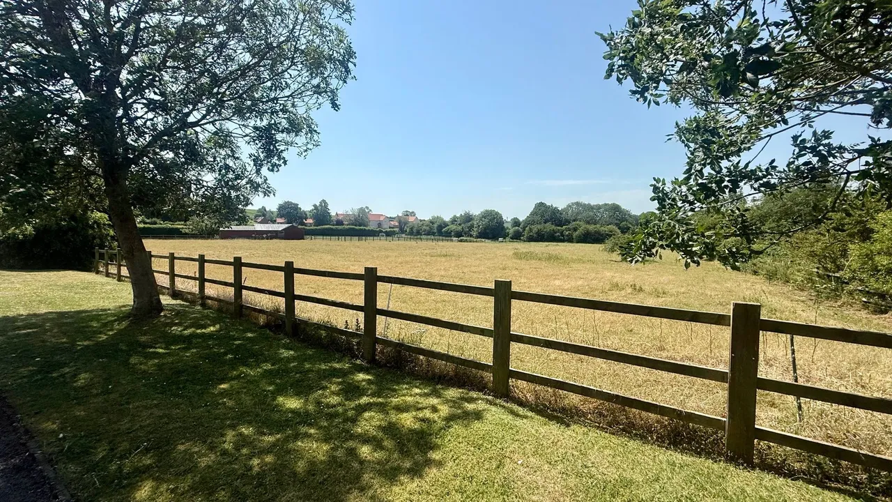 Mill Close, Corby Glen, NG33, photo 10
