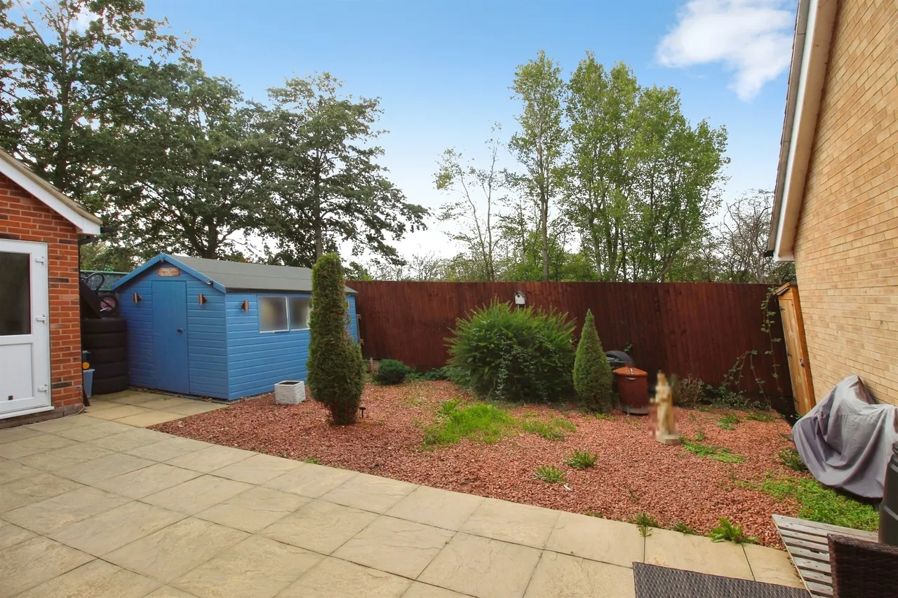 Bargroves Avenue, St. Neots, PE19, photo 14