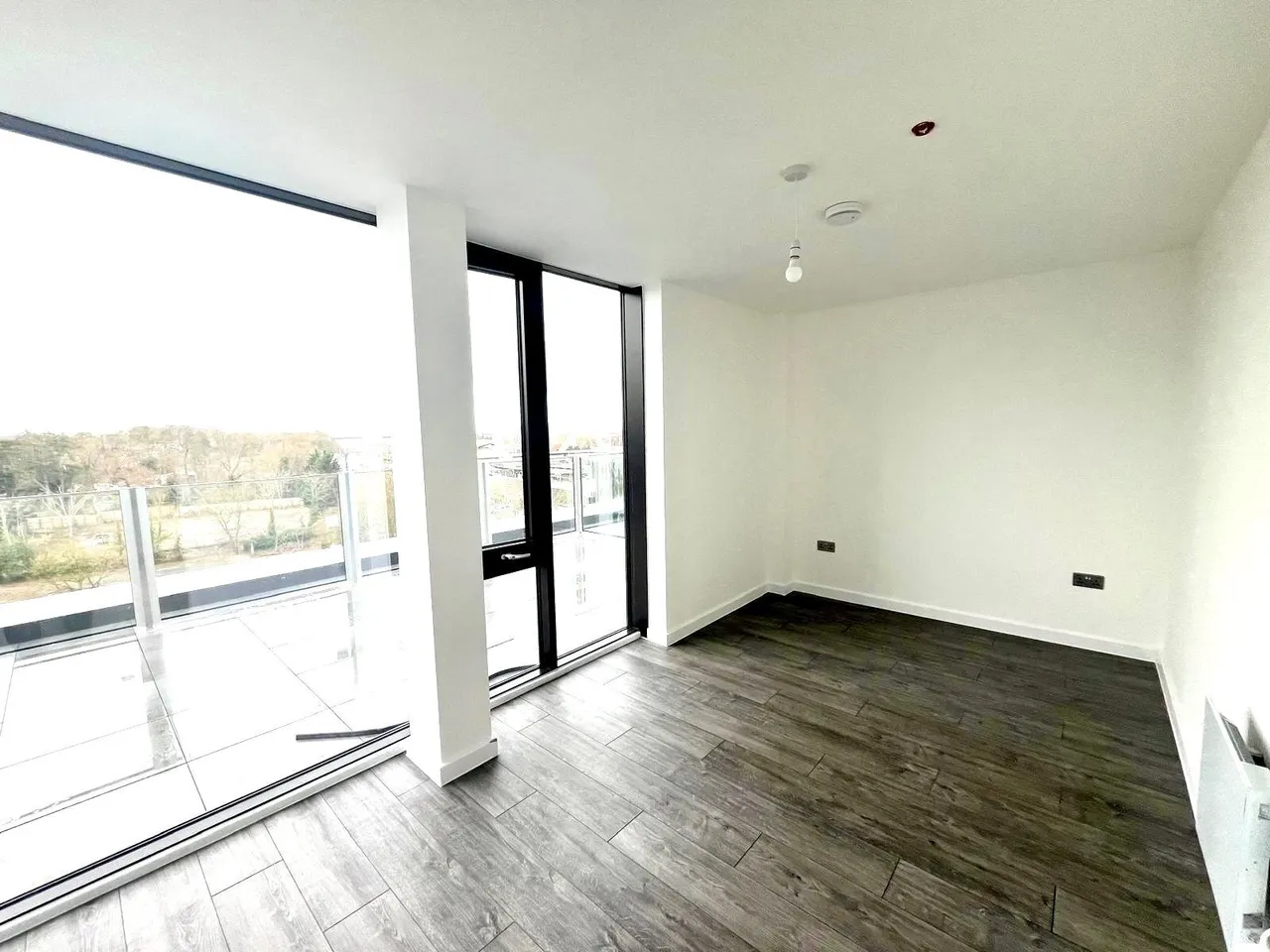 Buckingham Road, Bletchley, Milton Keynes, Buckinghamshire, MK3, photo 4