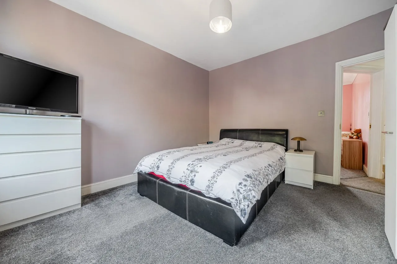 Wickham Lane, SE2, photo 14